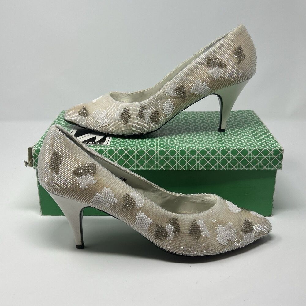 Vintage J Renee Ivory Beaded Sequin Pumps Heels Size 9M w Box Dust Bag